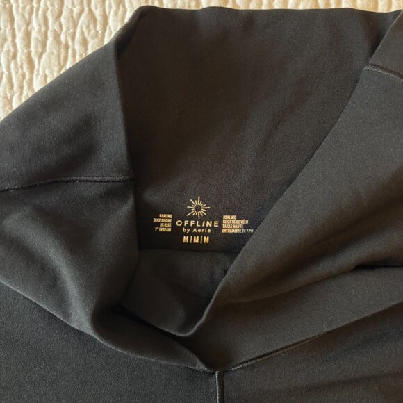 Aerie OFFLINE Real Me High Rise 7” Bike Shorts – Black, Size M - Picture 3 of 4